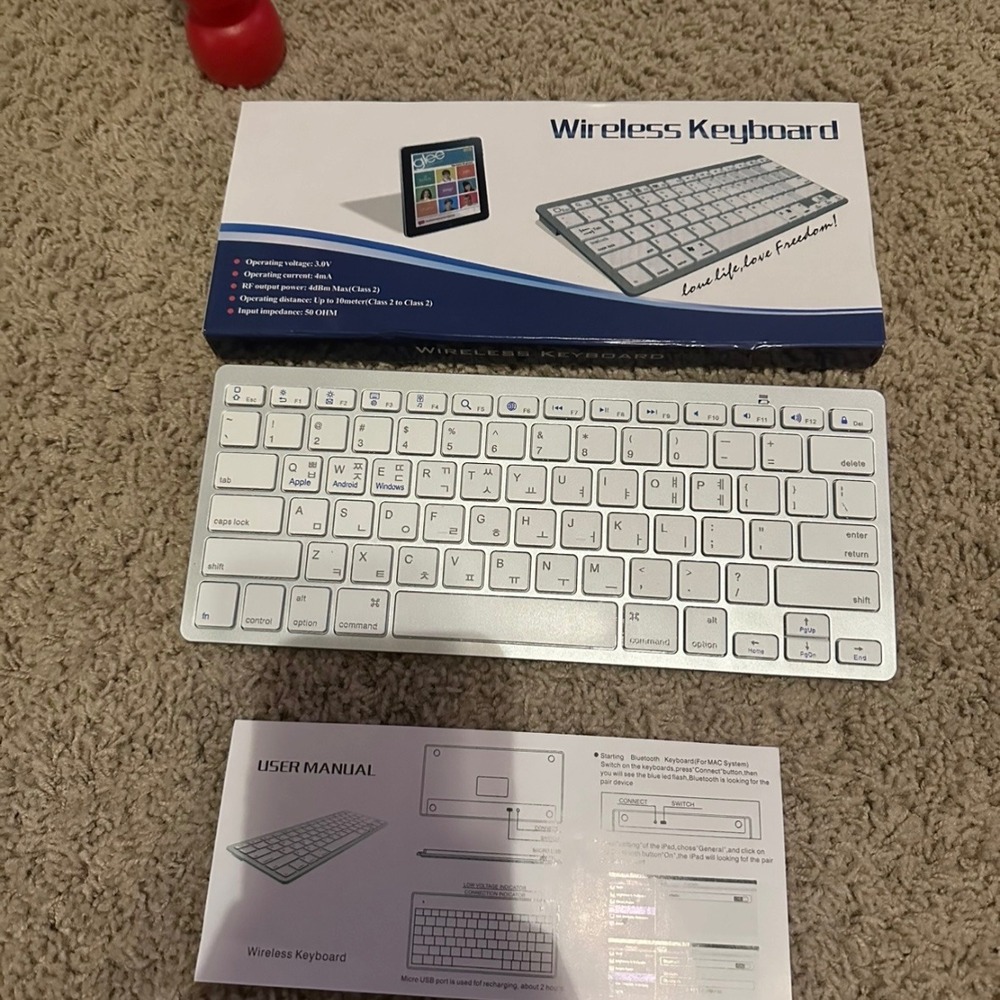 New Wireless Keyboard for iPad Android Windows Bluetooth Portable Mini‎ Keyboard